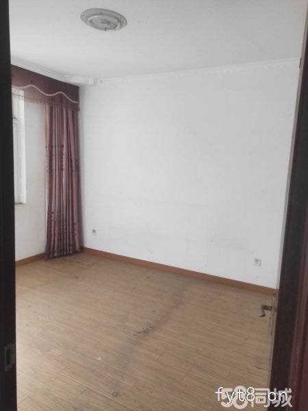 城市花园五复六 契税满五 实用面积180平方 看房有钥匙